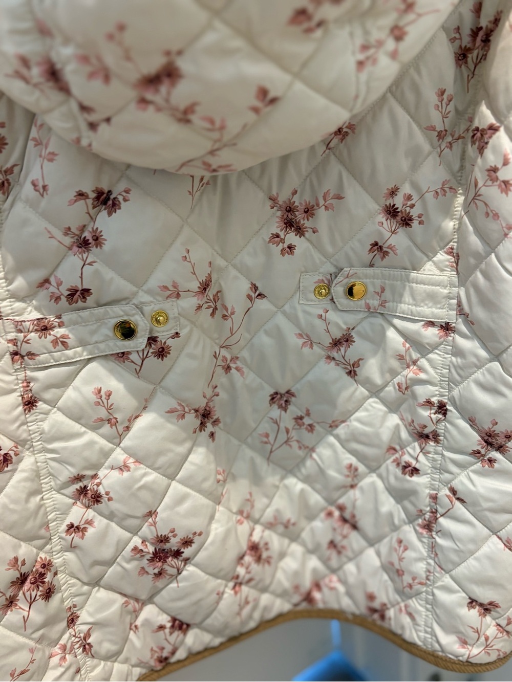 Vineyard Vines Cream Quilted Jacket with Pink Floral Print and Tan Corduroy Trim - Picture 4 of 4